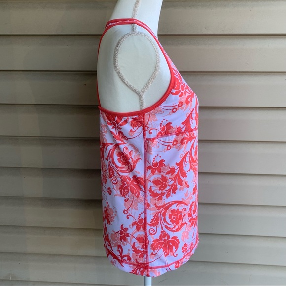 •Danskin•. Athletic Racer Back Top - Size Large - Picture 4 of 8